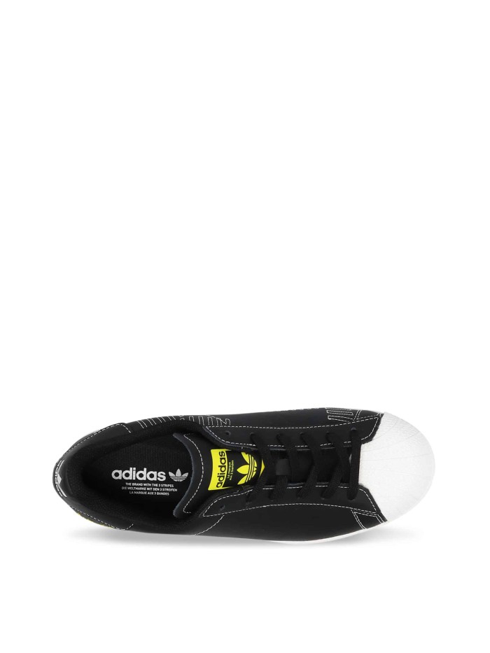 Black Sneakers