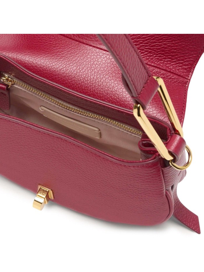 Red Shoulder Bags