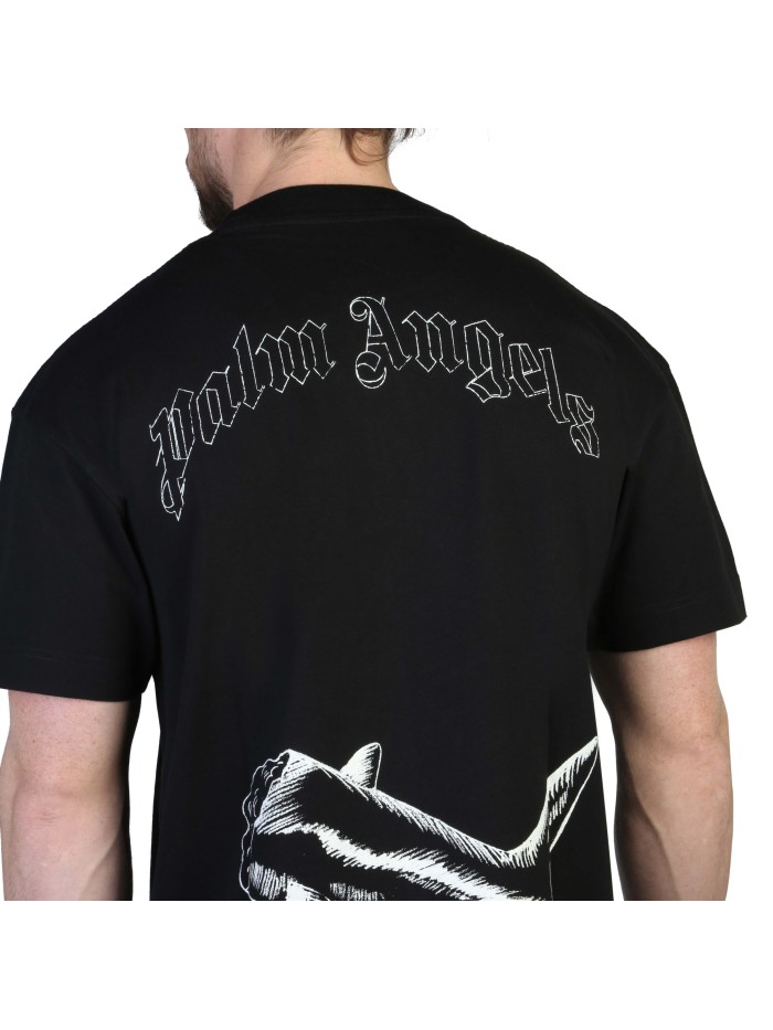 Black T-shirts