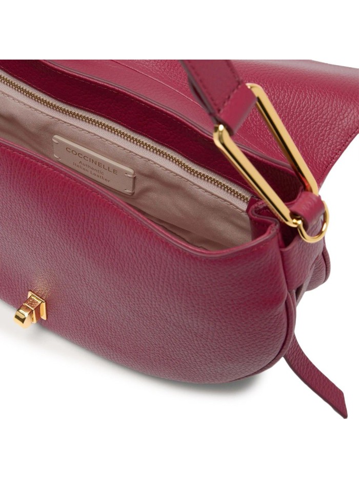 Red Shoulder Bags