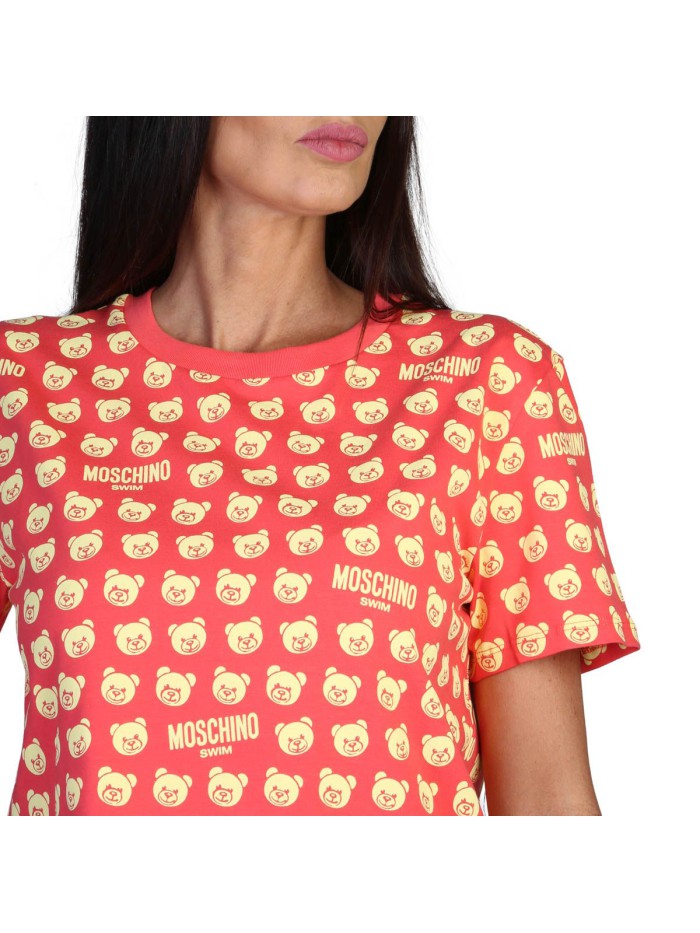 Pink T-shirts