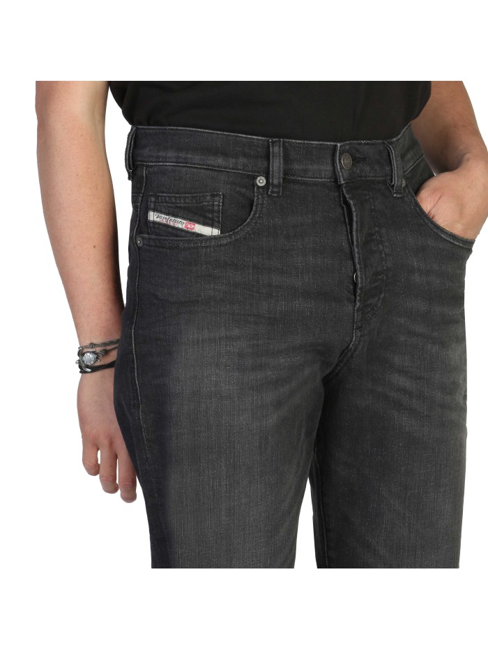 Black Jeans