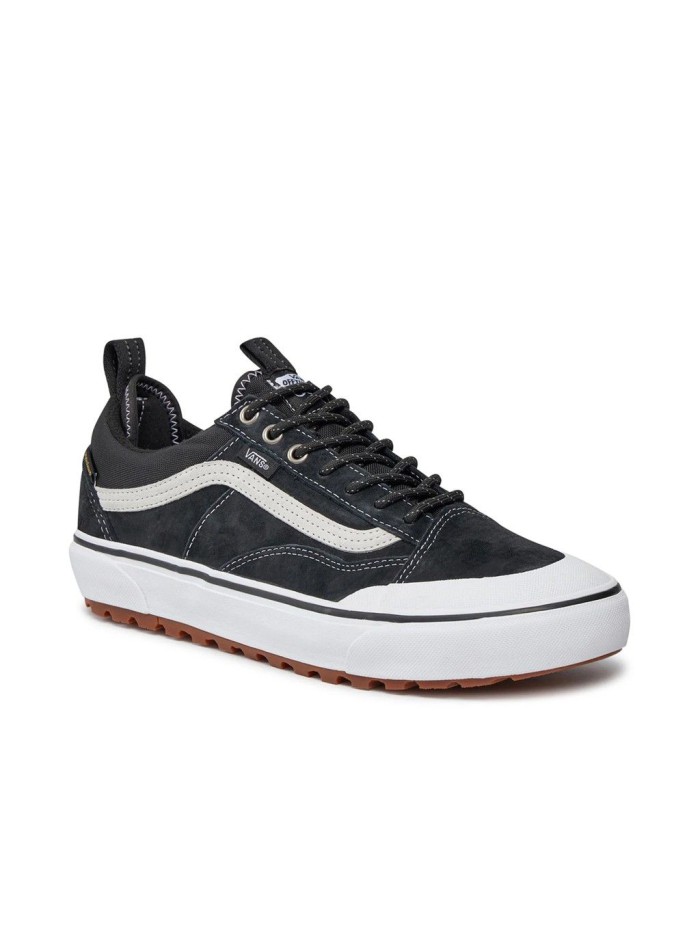 Black Sneakers