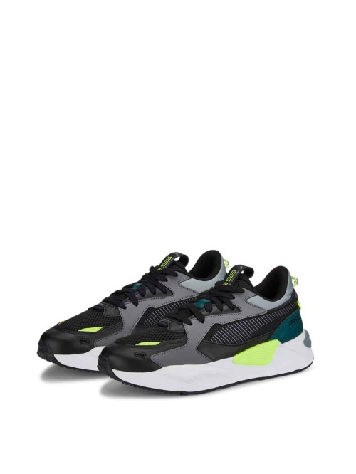 Black Sneakers