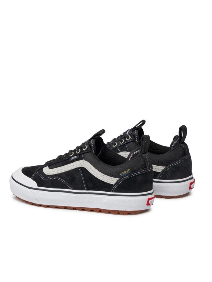Black Sneakers