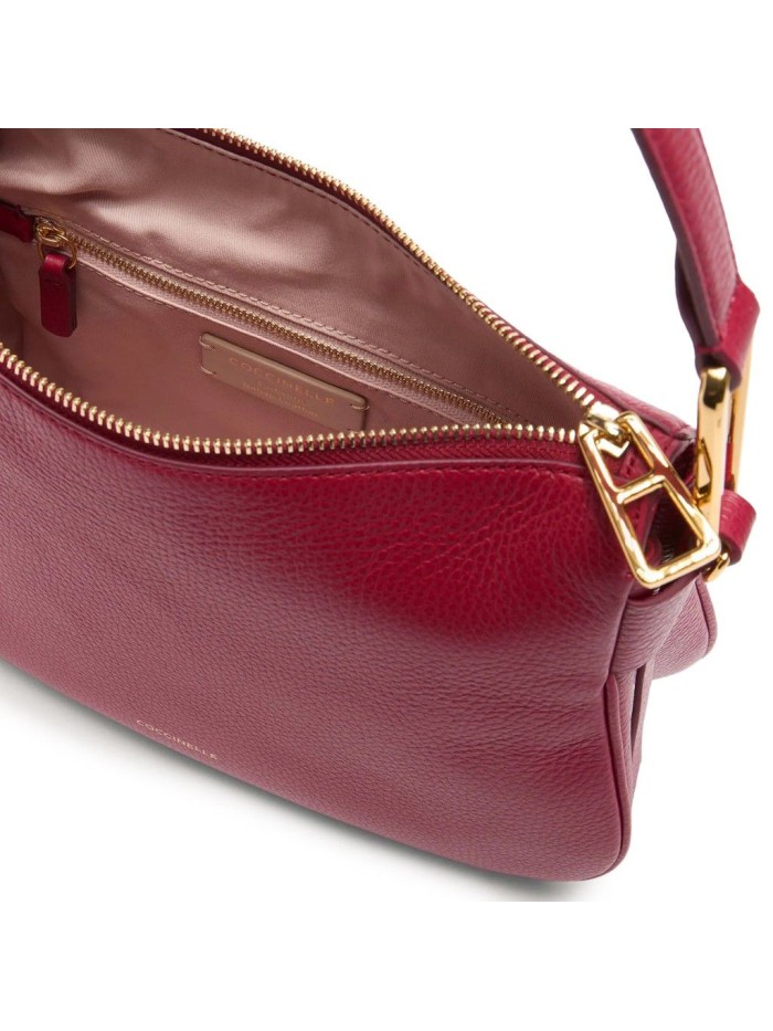 Red Shoulder Bags