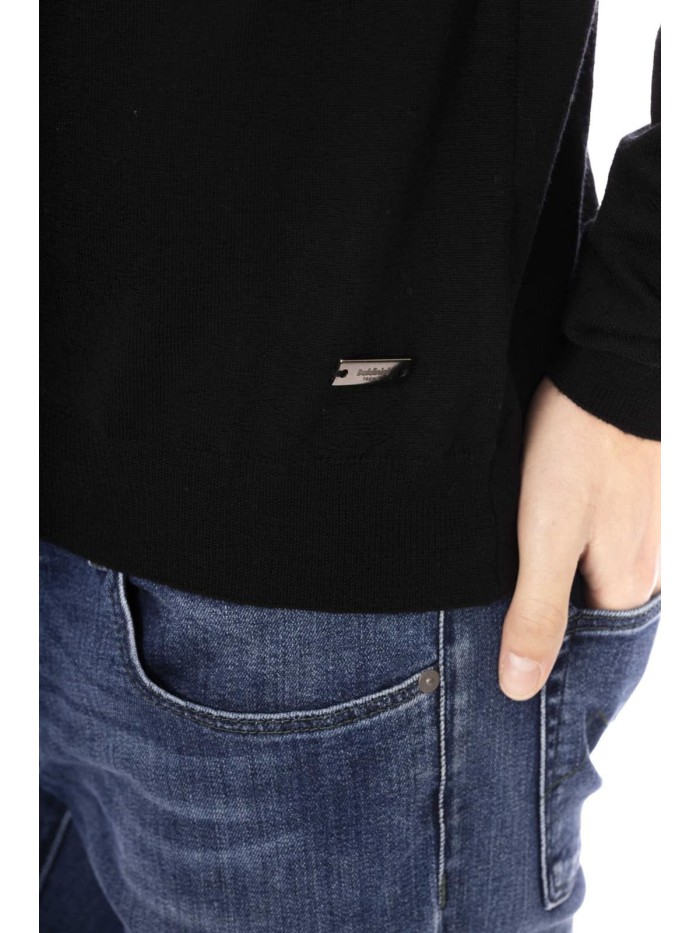 Black Sweaters