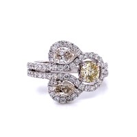 Unique Fancy White and Yellow Diamond Ring in 18K ...