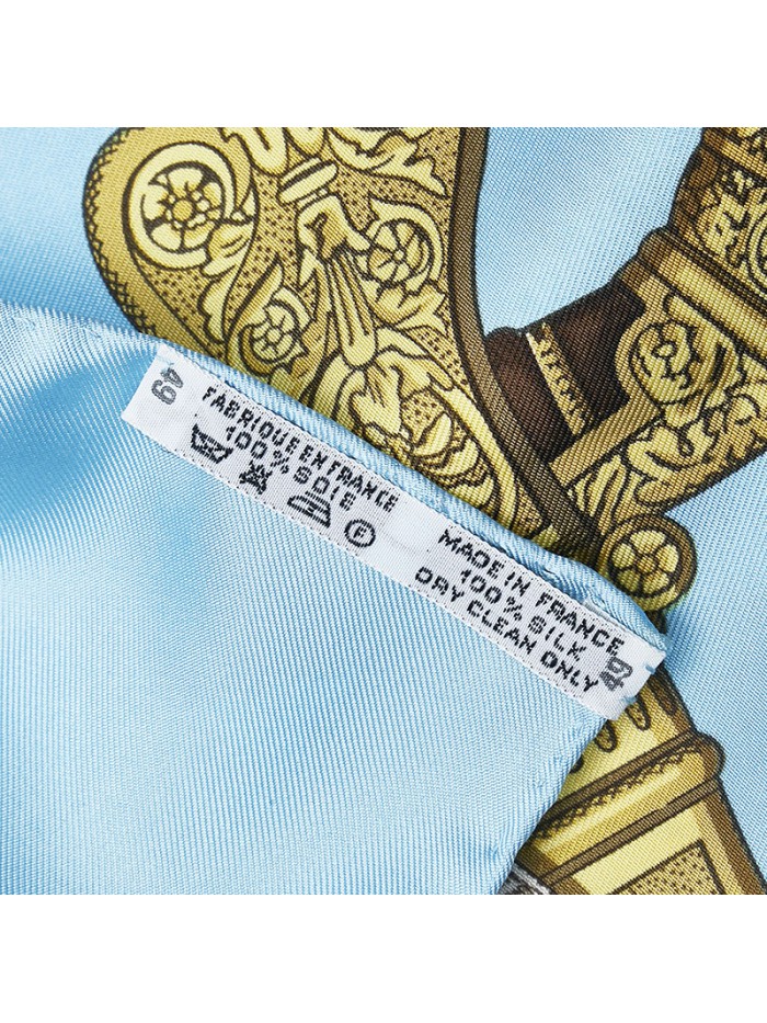 Carré Grand Uniforme Silk Scarf