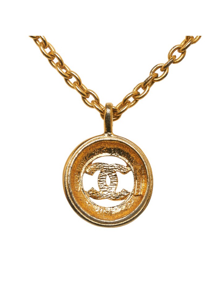 CC Medallion Pendant Necklace