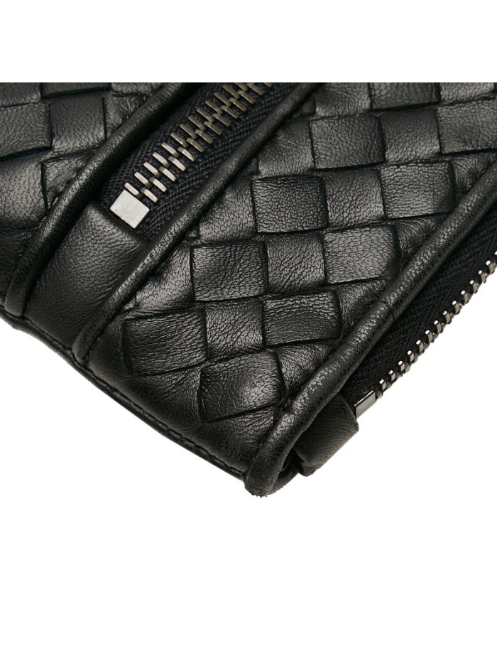 Intrecciato Leather Clutch Bag