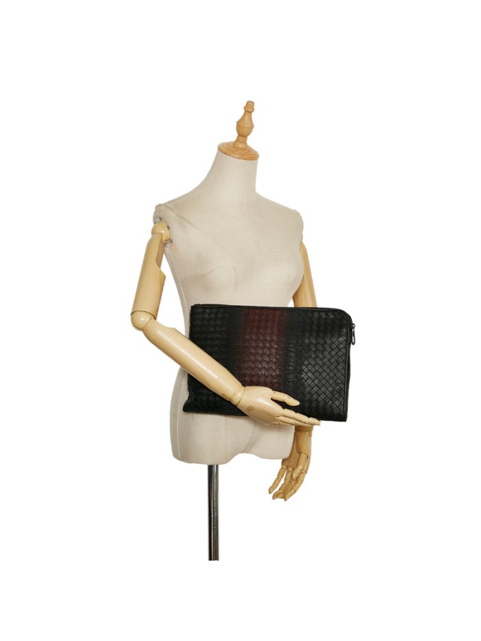 Intrecciato Leather Clutch Bag