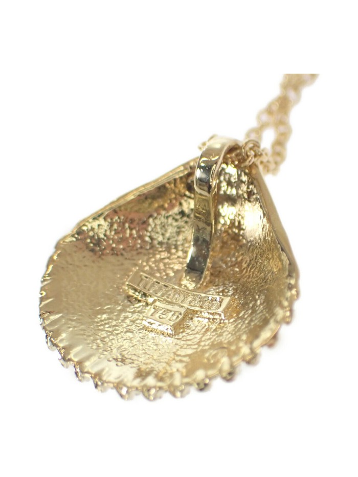 18k Gold Shell Pendant Necklace