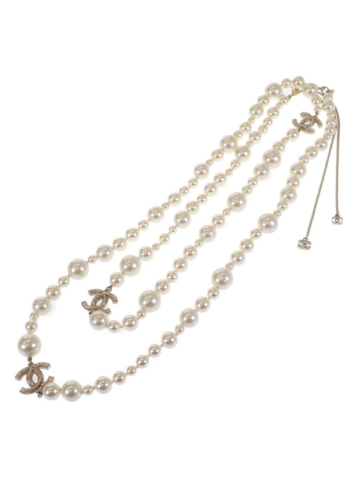 CC Pearl Long Necklace