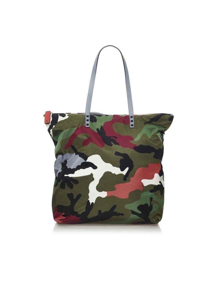 Camouflage Print Nylon Tote Bag