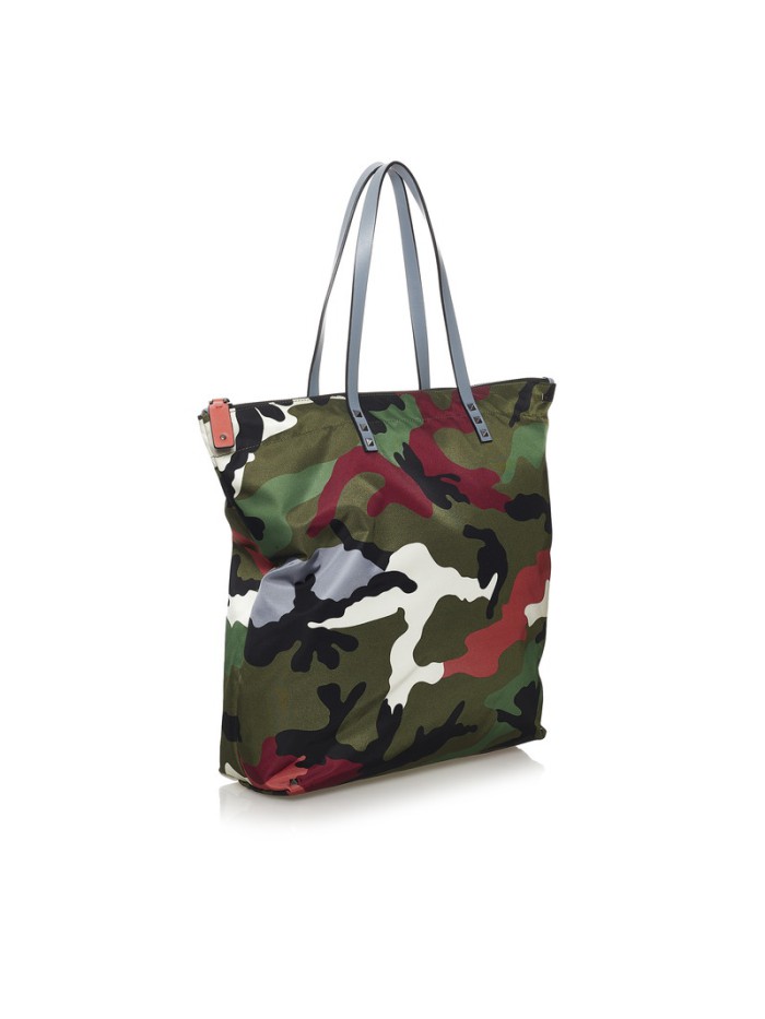 Camouflage Print Nylon Tote Bag