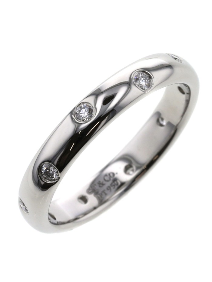 Etoile Diamond Band Ring