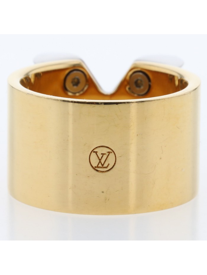 Essential V Band Ring
