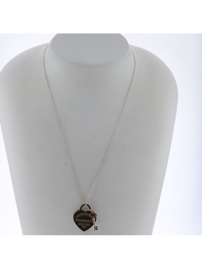 Heart & Key Tag Pendant Necklace
