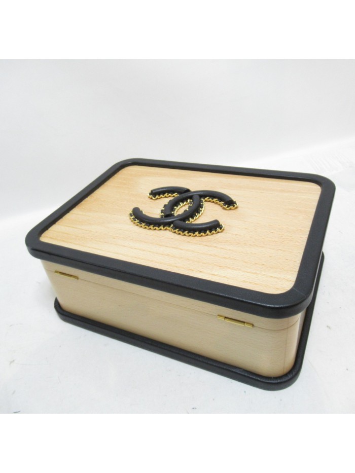 CC Beech Wood Vanity Case