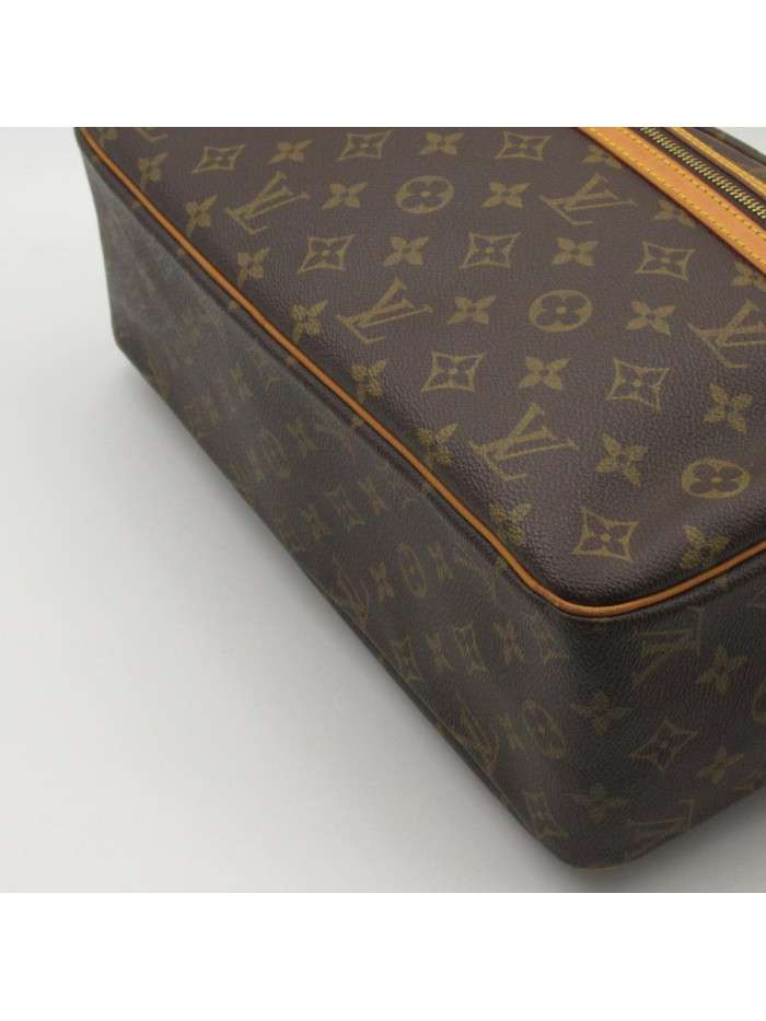 Monogram Cite GM
